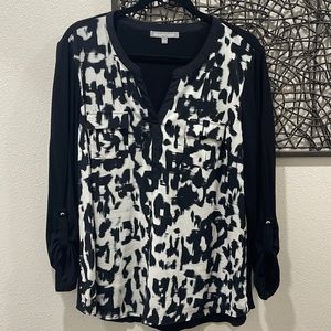 BOGO🥳Daniel Rainn abstract roll tab top